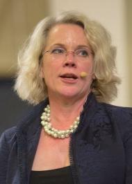 Laura Tingle Laura Tingle